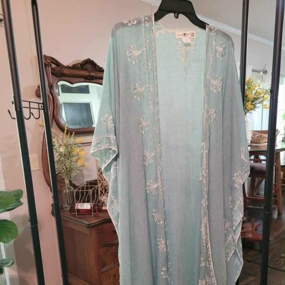 NATURAL LIFE Tops - NATURAL LIFE Embroidered Kimono NWOT!